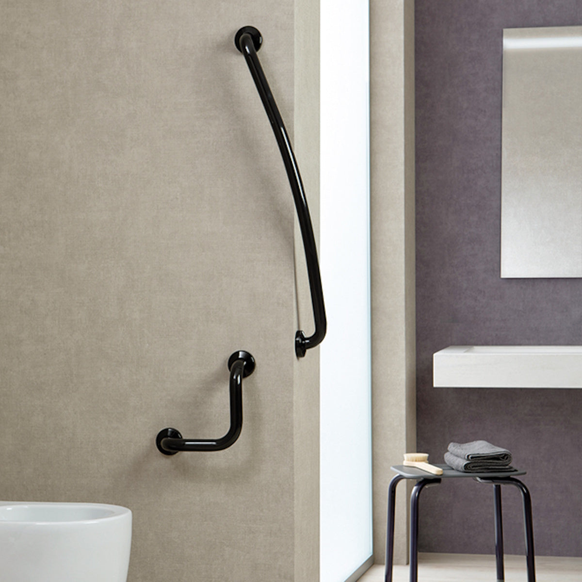 Black L-Shaped Grab Bar Foot Rest, 7" x 7", for Shower and Toilet, Anti-Microbial Vinyl-Coated